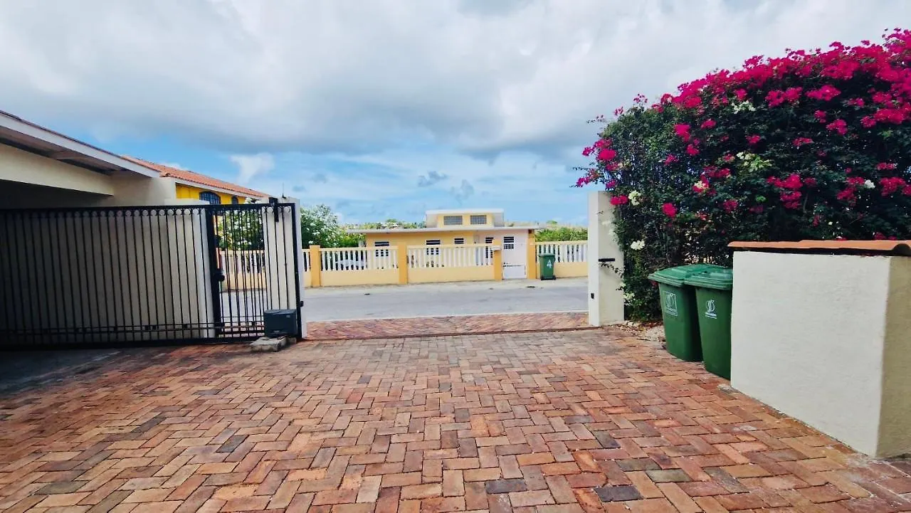 Sylvie Resort Curacao Willemstad Apartment