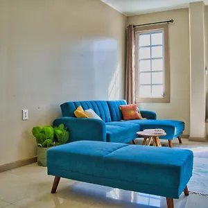  Apartment Views Spacious Mezzanine
